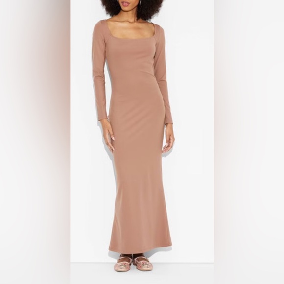 NWT Long Sleeve, Square Neck, Maxi, Bodycon Dress In Dark Taupe. Size S. - Picture 2 of 4